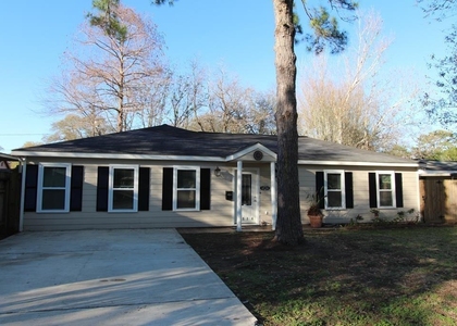 6534 Sivley Street - Photo 1