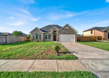 5395 Kyla Circle - Photo 1