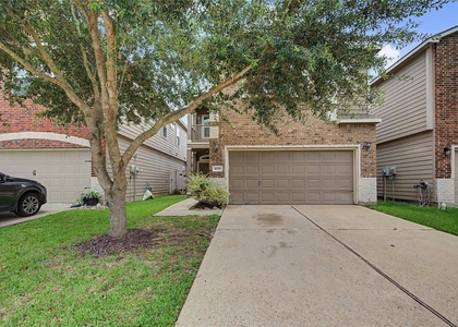 18319 Amalfi Coast Drive - Photo 1