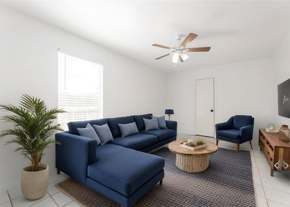 1902 Avenue B - Photo 1