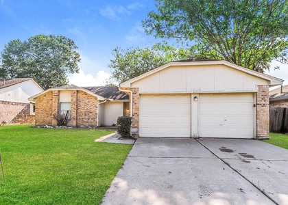 2606 Olster Drive - Photo 1