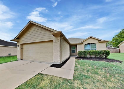 3906 Hawthorne Glen Court - Photo 1