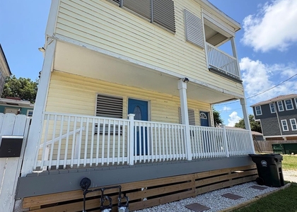 1213 28th St - Photo 1