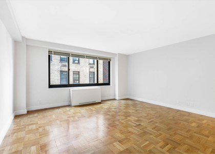 West 45th Street - Photo 1
