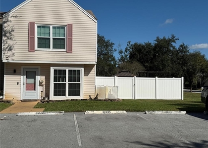 16335 Rambling Vine Drive W - Photo 1