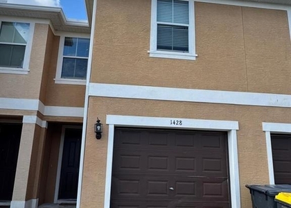1428 Chelsea Drive - Photo 1