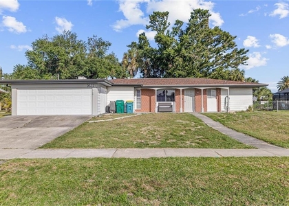 2522 Conway Boulevard - Photo 1