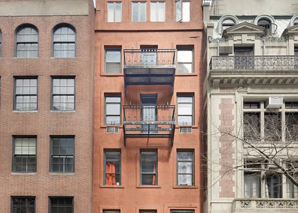 39  West 57th Street - Photo 1