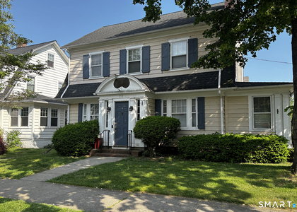 111 Arcadia Avenue - Photo 1