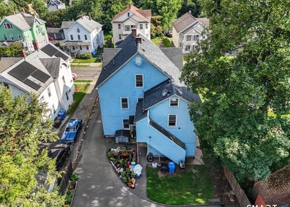 125 Columbia Street - Photo 1