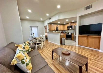 9580 W Reno Avenue - Photo 1