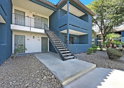 3135 S Mojave Road - Photo 1