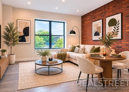 1578 Union Street - Photo 1