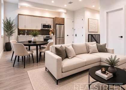 697 Dekalb Ave - Photo 1