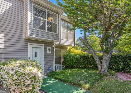 105 Governors Drive - Photo 1