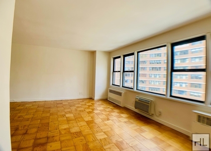 East 36 Street - Photo 1