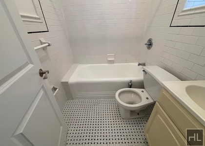 West 72 Street - Photo 1