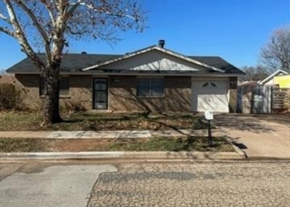 802 Alameda Road - Photo 1
