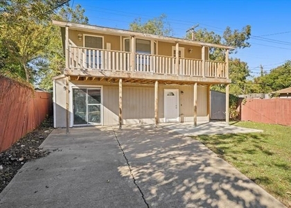 929 S Rosemont Avenue - Photo 1