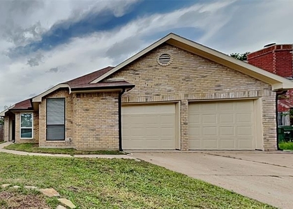 222 Mahogany Drive - Photo 1