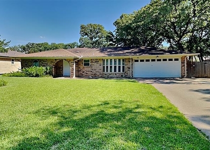 2941 Columbine Drive - Photo 1