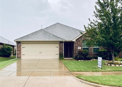 312 Hawthorn Drive - Photo 1
