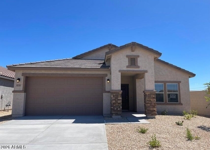 4819 S 109th Avenue - Photo 1