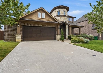 1412 Chase Way - Photo 1