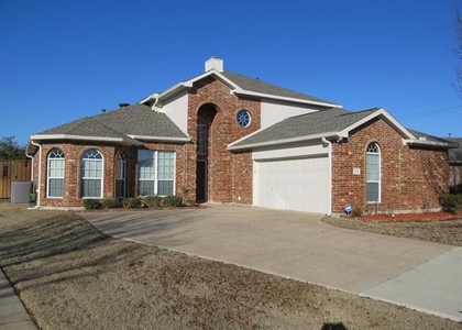 1614 N Timber Brook Drive - Photo 1