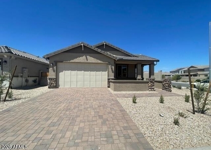 8746 W San Juan Avenue - Photo 1
