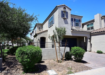 202 E Markwood Drive - Photo 1