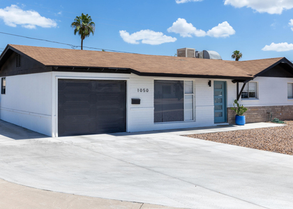 1050 W Romo Jones Street - Photo 1