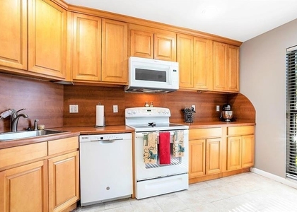 1700 Presidential Way - Photo 1