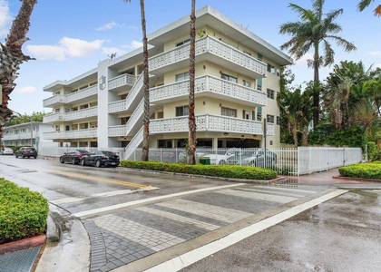 900 Euclid Avenue - Photo 1