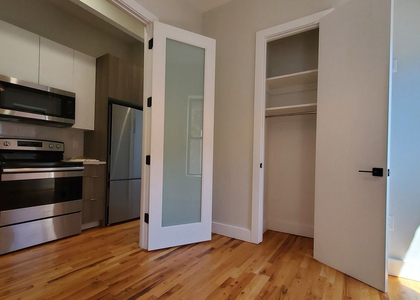 1671 Lincoln Pl - Photo 1