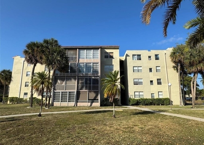 1800 Sw 81st Avenue - Photo 1