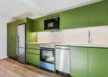 619 Throop Avenue - Photo 1