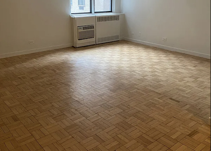  East 79th Street - Photo 1