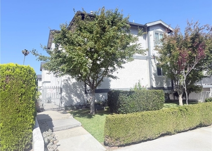 506 N Chapel - Photo 1