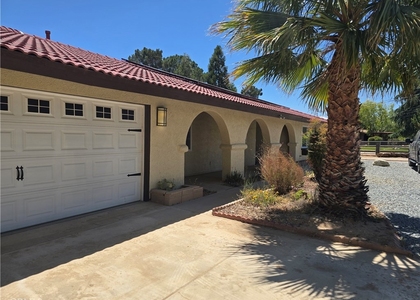 7215 Lyons - Photo 1