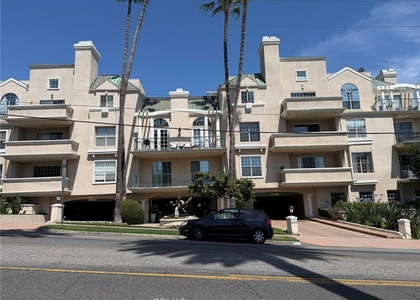 930 N Doheny - Photo 1