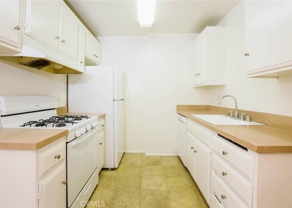 6600 Warner Ave - Photo 1