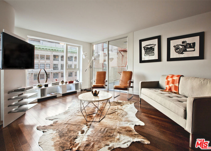 6250 Hollywood Boulevard - Photo 1