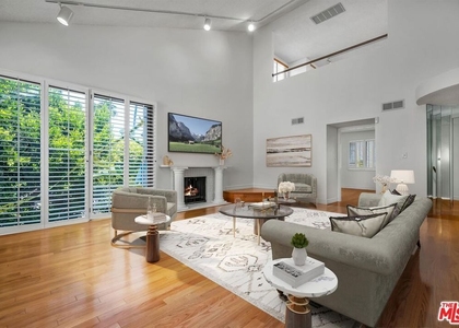 938 5th Street - Photo 1