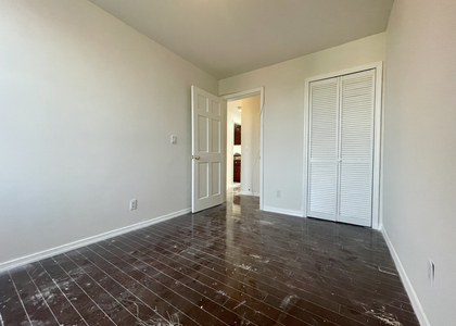 1227 Bryant Avenue - Photo 1
