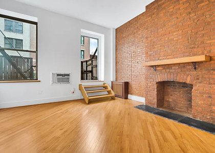 122 East 27th Street - Photo 1