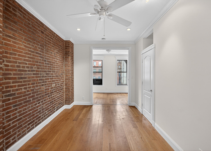 245 Mulberry St - Photo 1