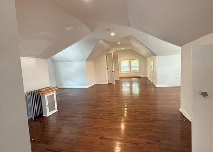 13746 Bedell Street - Photo 1
