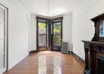 533 Washington Avenue - Photo 1