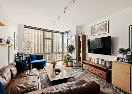 100 Jay Street - Photo 1